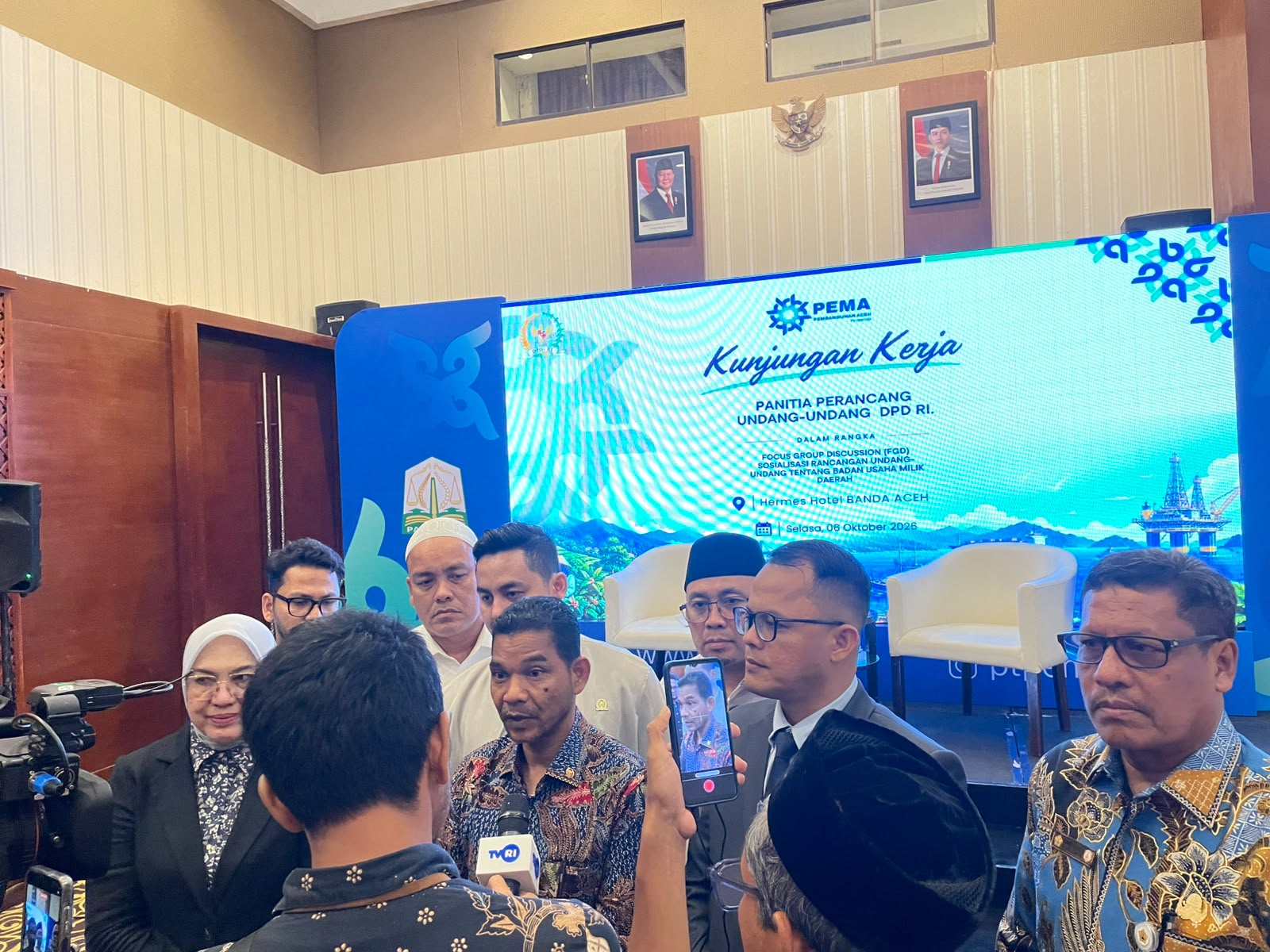 AZHARI CAGE